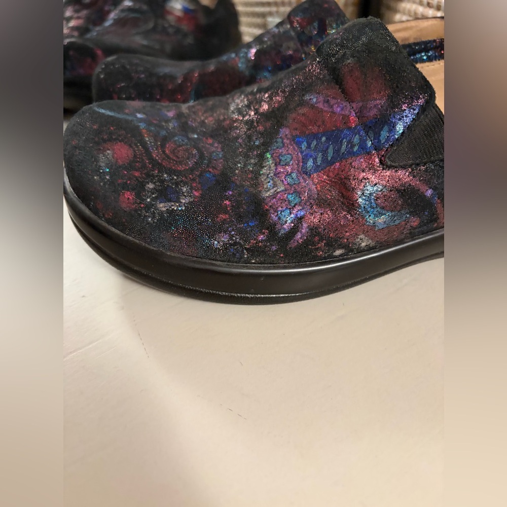 Alegria Keli Cosmic Metallic Floral Leather Slip-On Clogs Size 40 - Picture 6 of 13